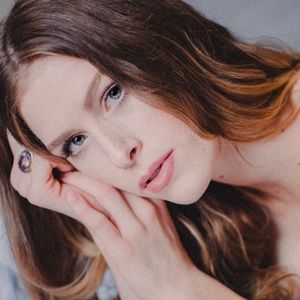 Meet your Posher, Carlie